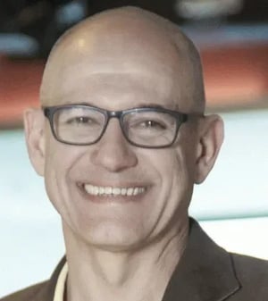 Professor: Roberto Prado