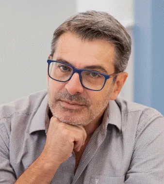 Professor: Renato Caminha