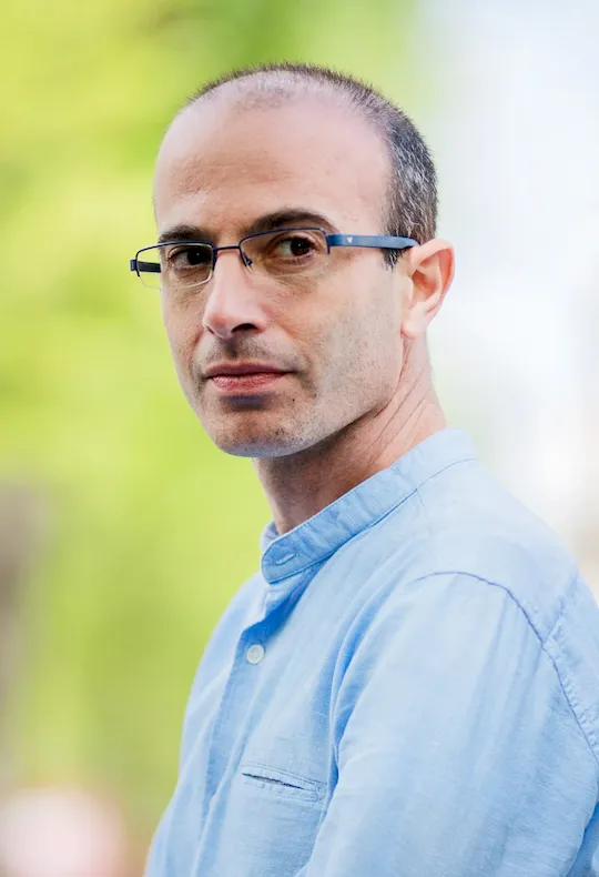 Foto: Yuval Noah Harari, Professor Convidado da pós-graduação digital PUCPR