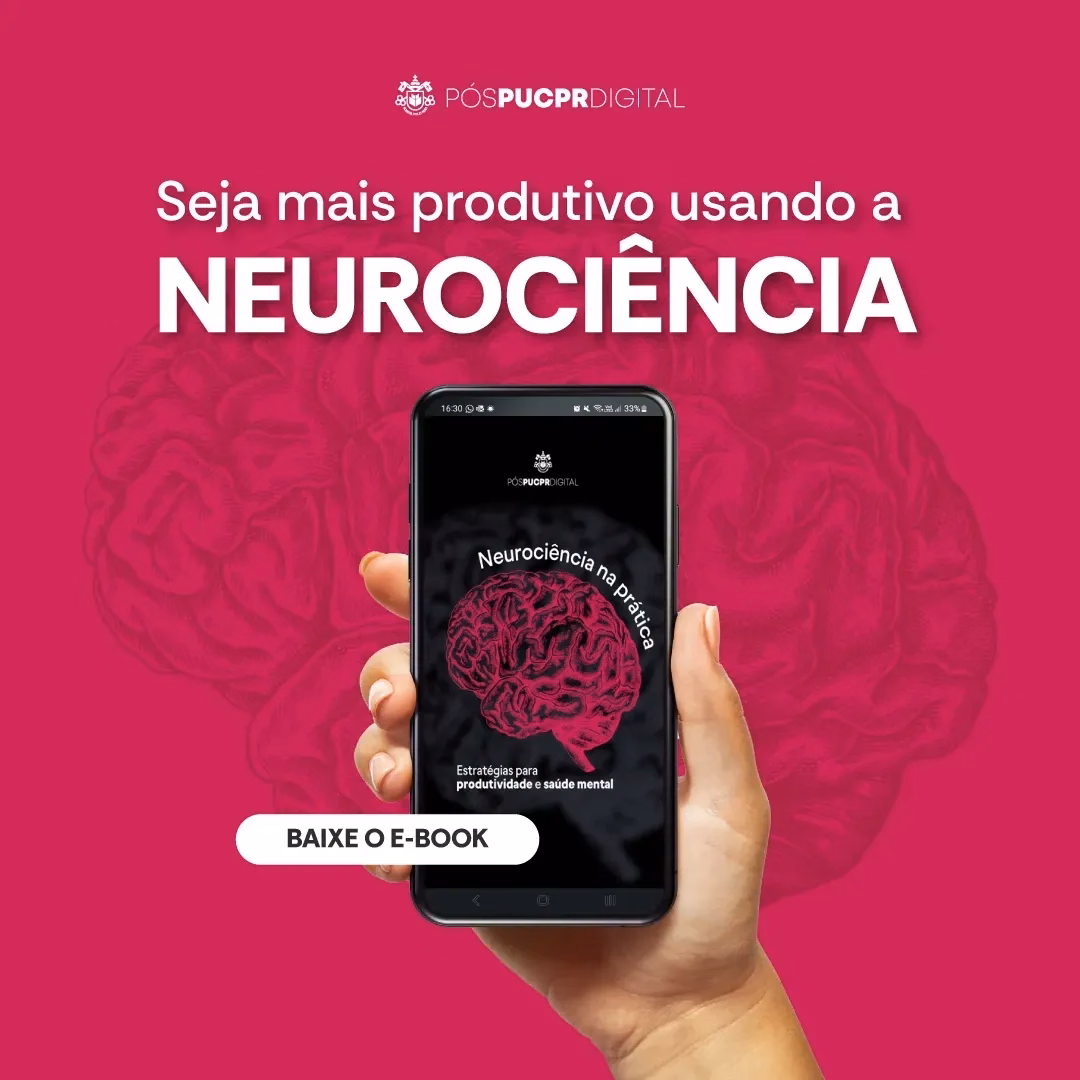 Uma mão segura um celular com um cérebro nele